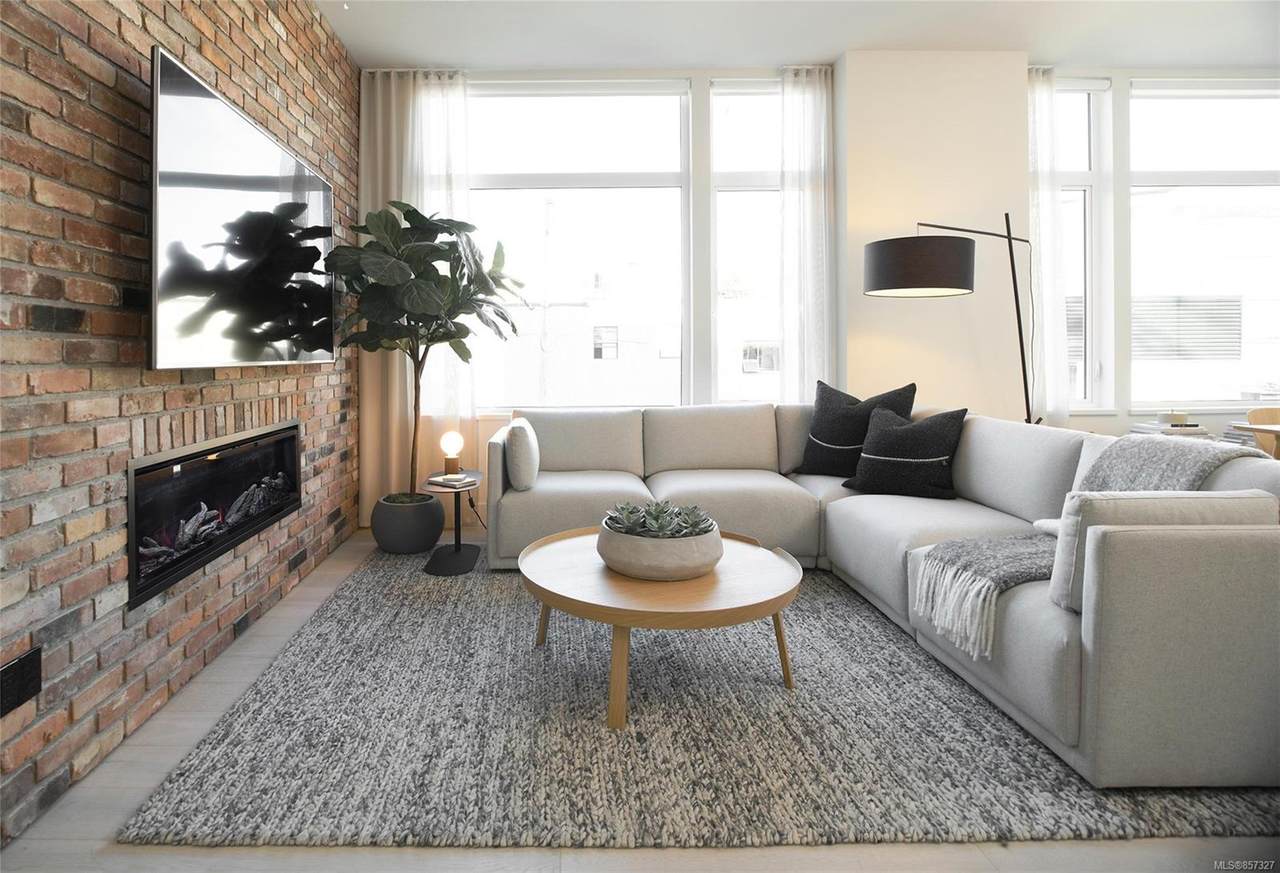 501 Park Pl - Photo 1