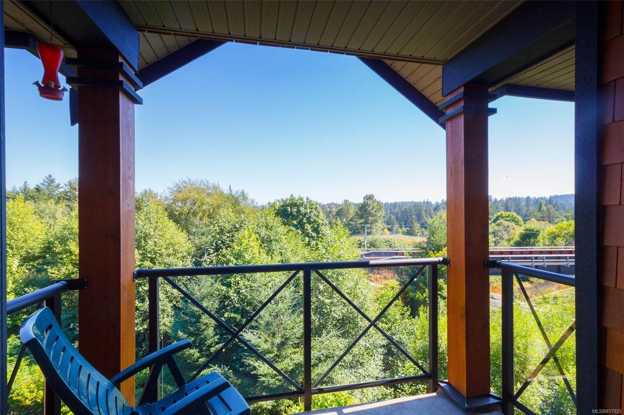 101 Nursery Hill Dr - Photo 1
