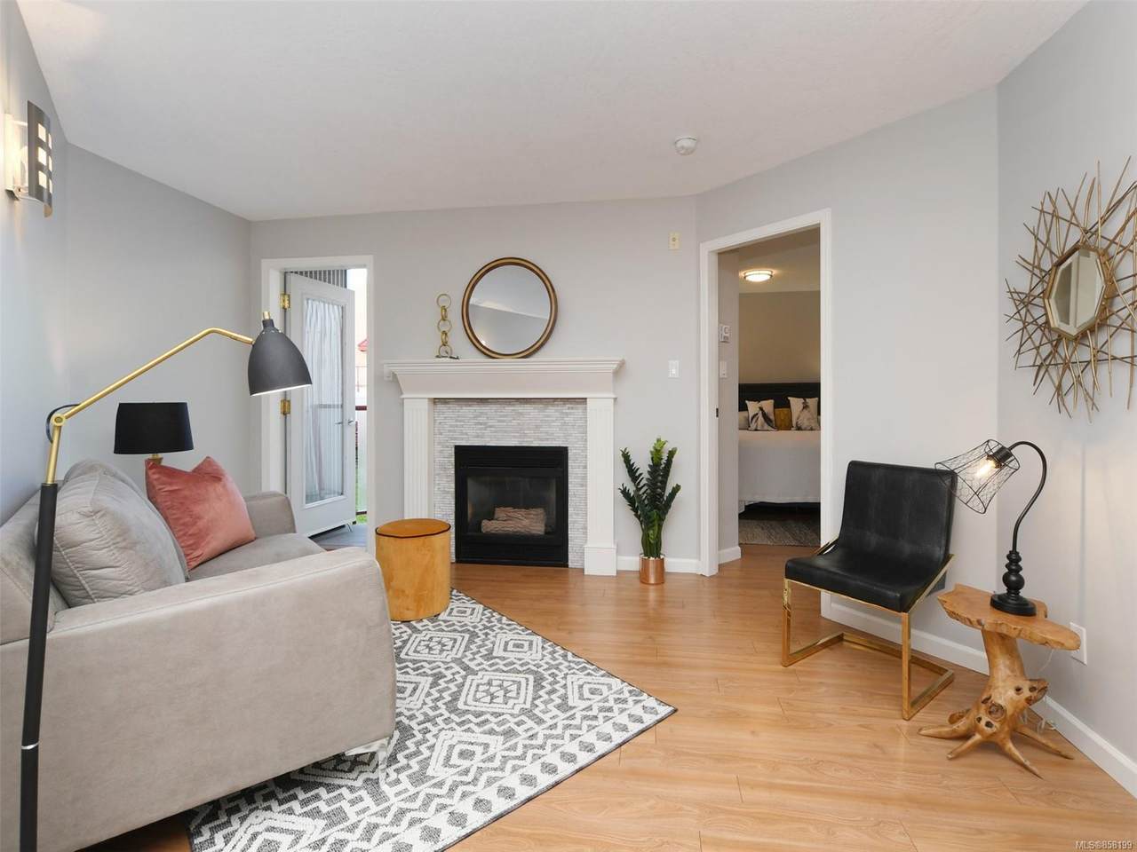 930 North Park St - Photo 1
