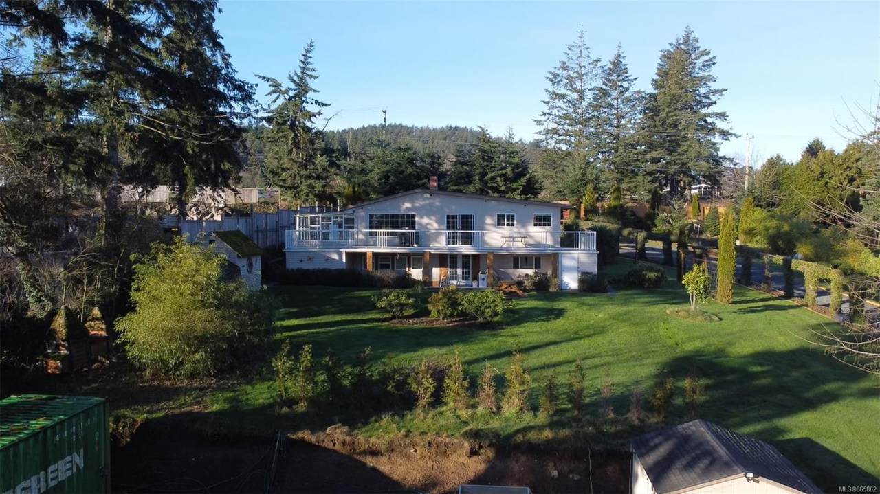 5984 Old East Rd - Photo 1