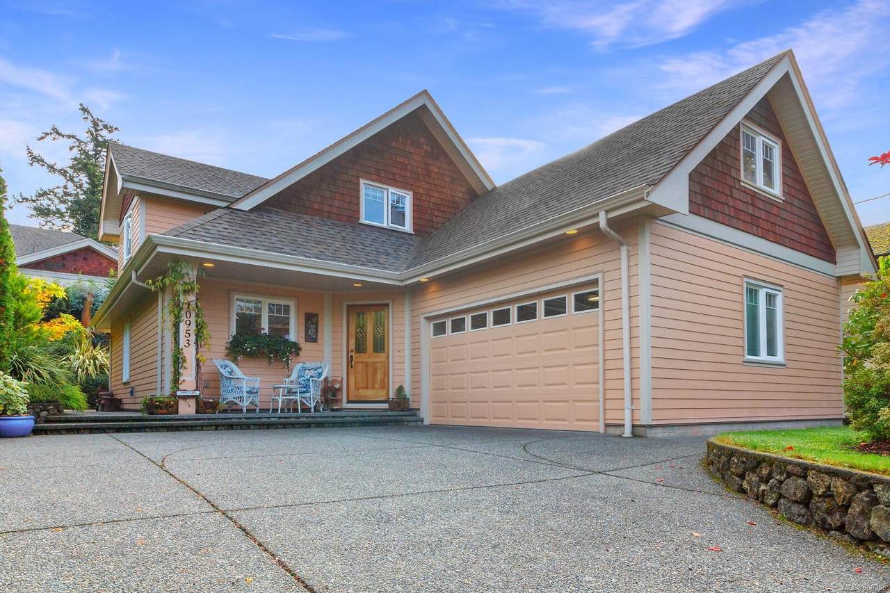 10953 Chalet Rd - Photo 1