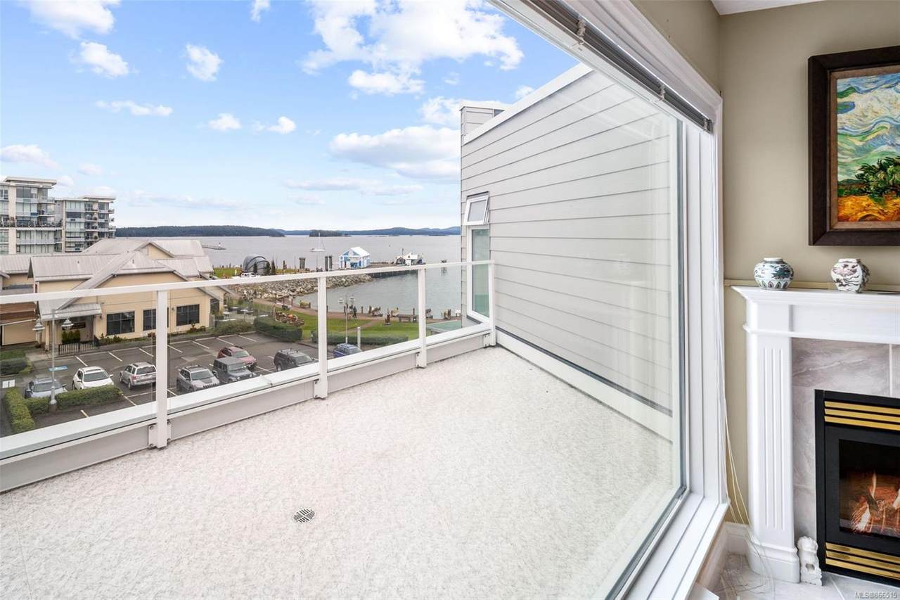 2550 Bevan Ave - Photo 1