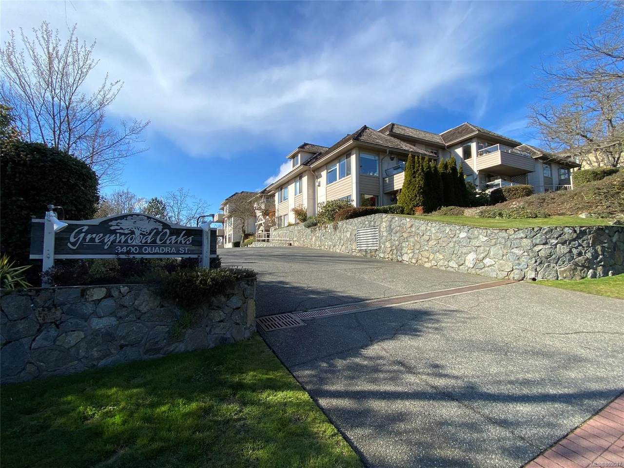 3400 Quadra St - Photo 1