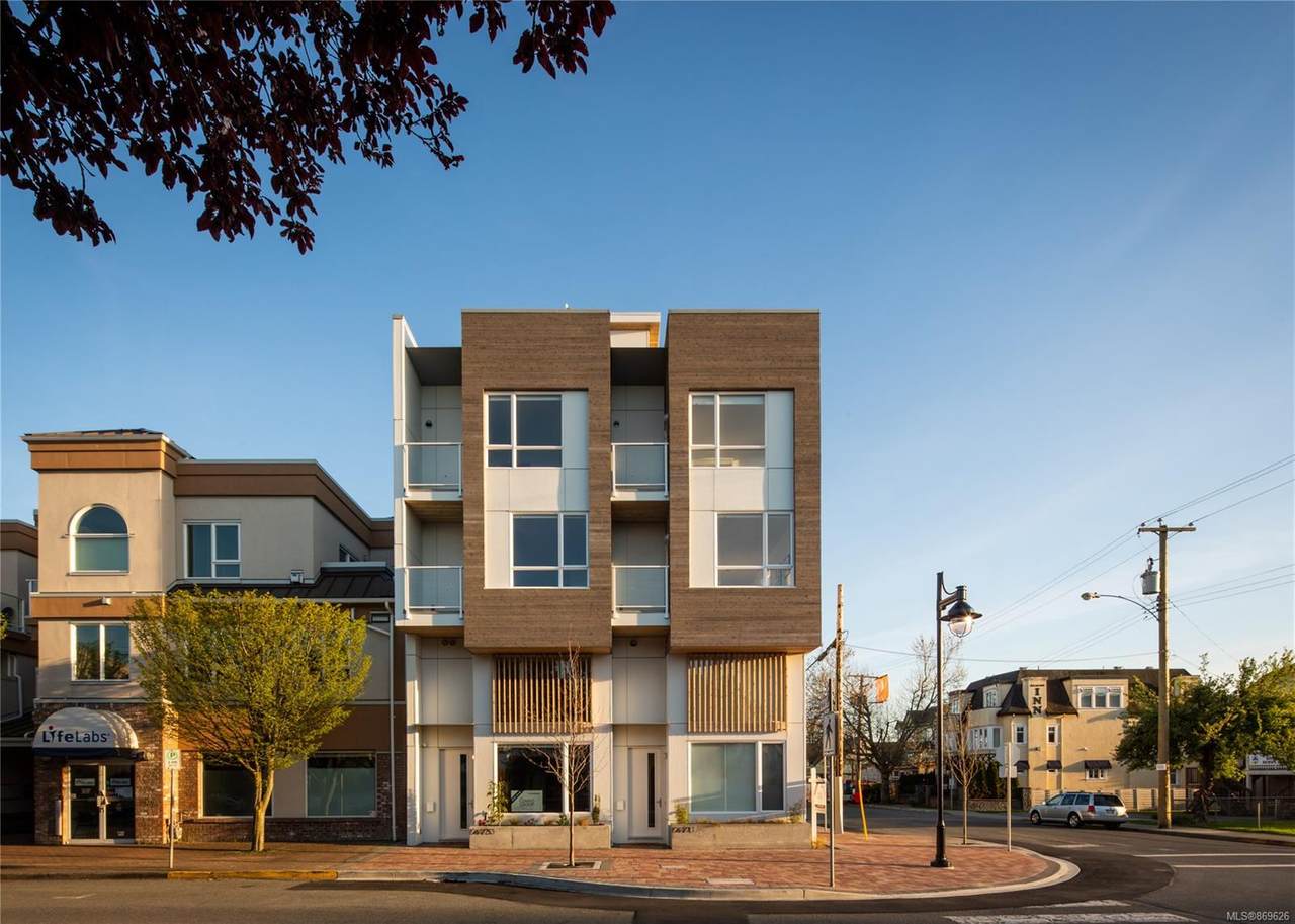 2473 Bevan Ave - Photo 1