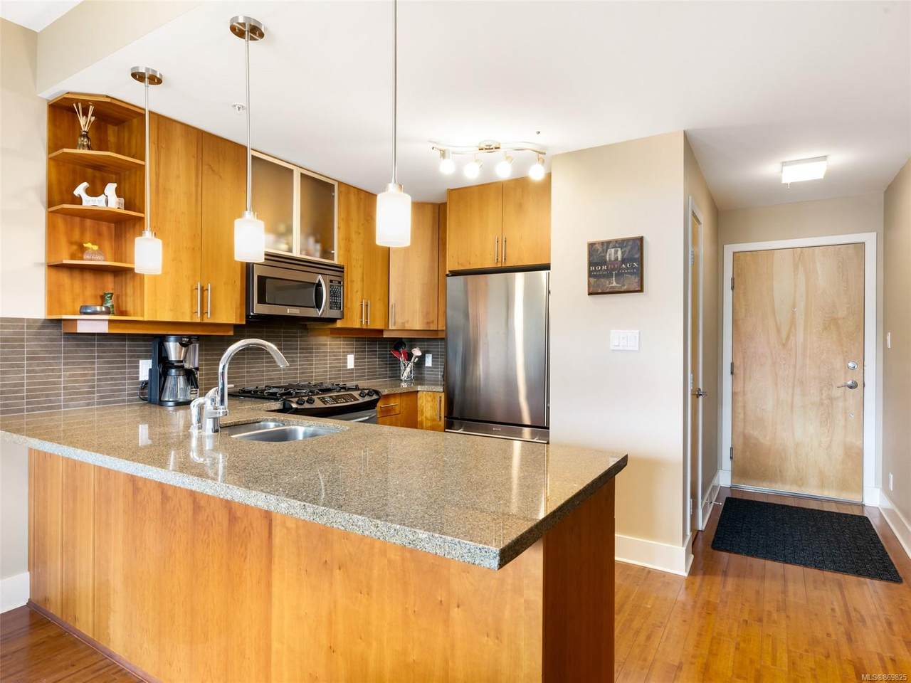 194 Beachside Dr - Photo 1