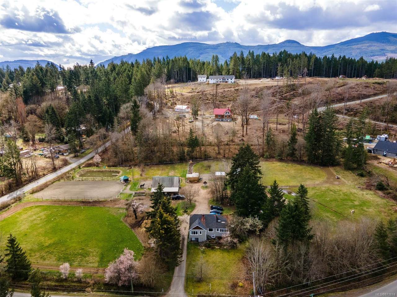 4146 Gibbins Rd - Photo 1