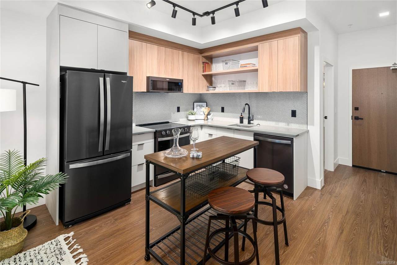 515 Chatham St - Photo 1