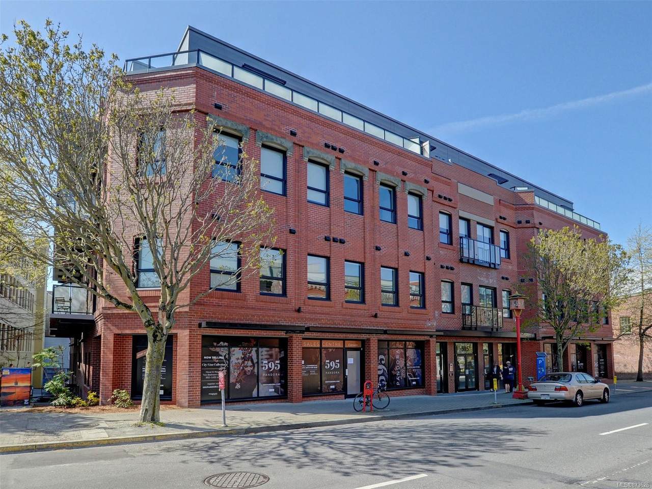 595 Pandora Ave - Photo 1