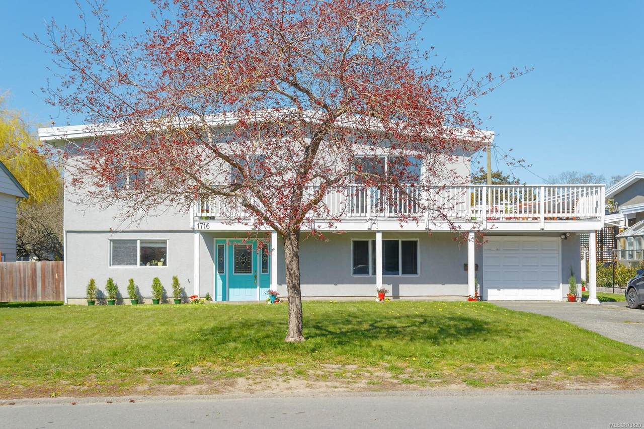 1716 Blair Ave - Photo 1