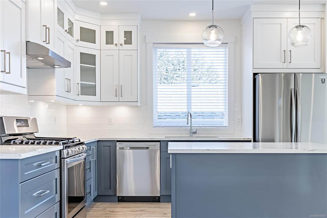 159 Sunview Rd - Photo 1