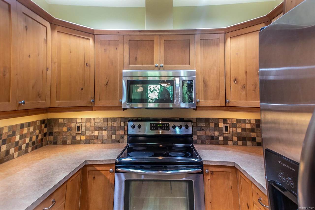 1244 4th Ave - Photo 1