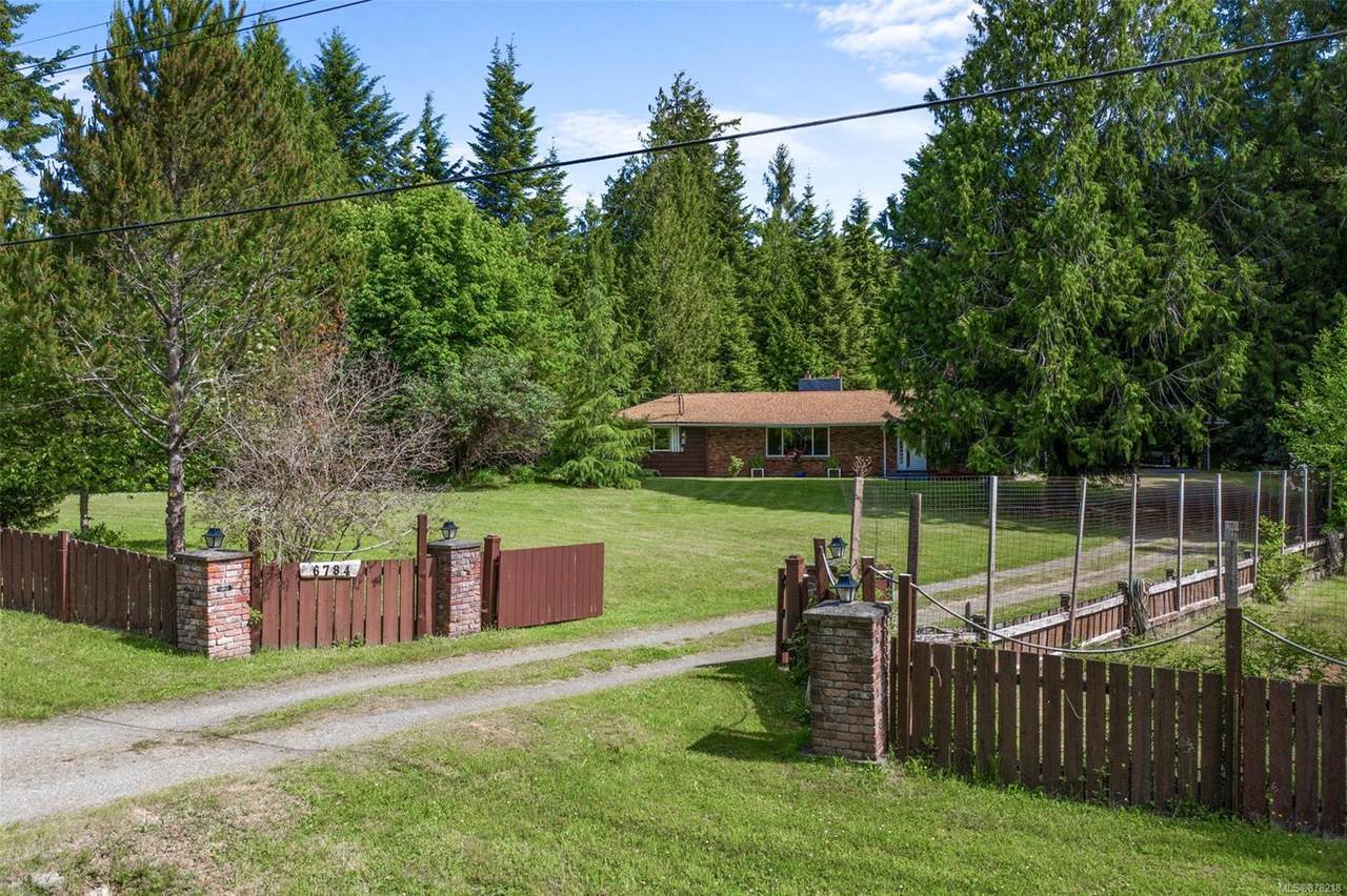 6784 Pascoe Rd - Photo 1