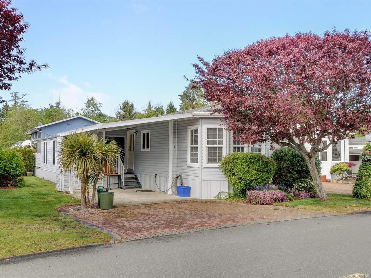 7401 Central Saanich Rd - Photo 1