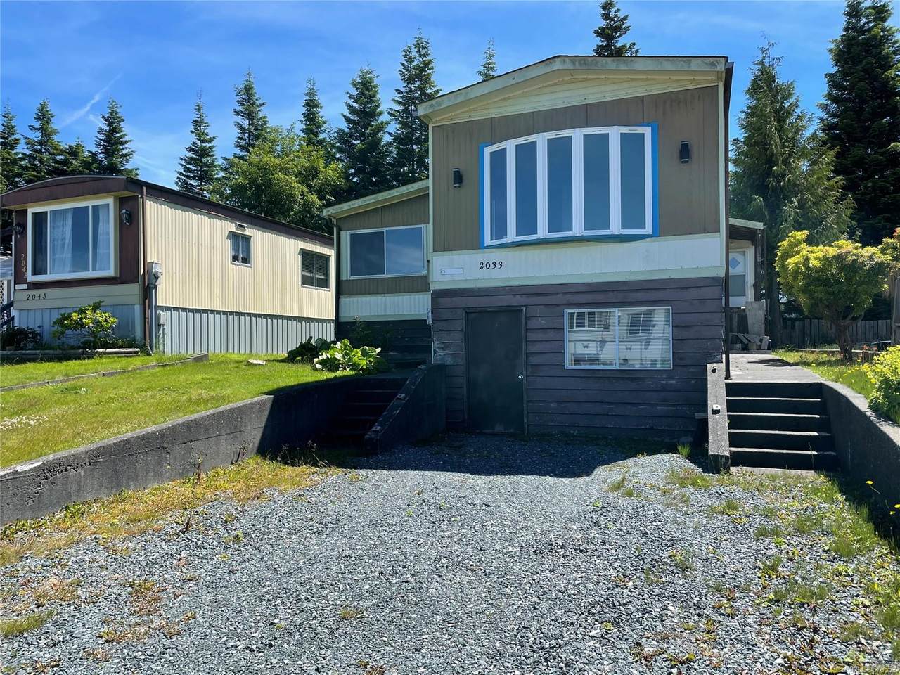 2033 Chelan Cres - Photo 1