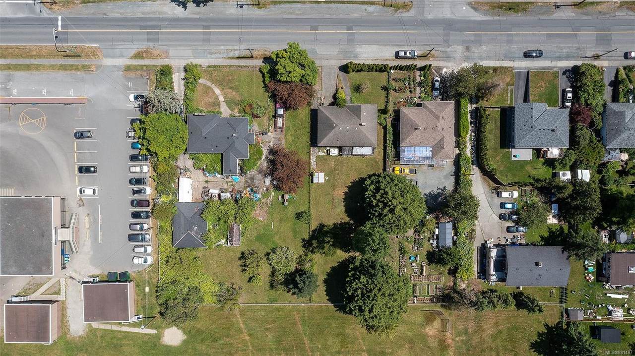 4128 Glanford Ave - Photo 1