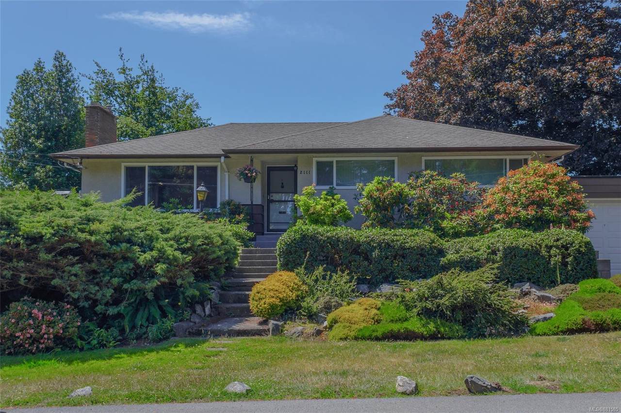 2111 Wenman Dr - Photo 1