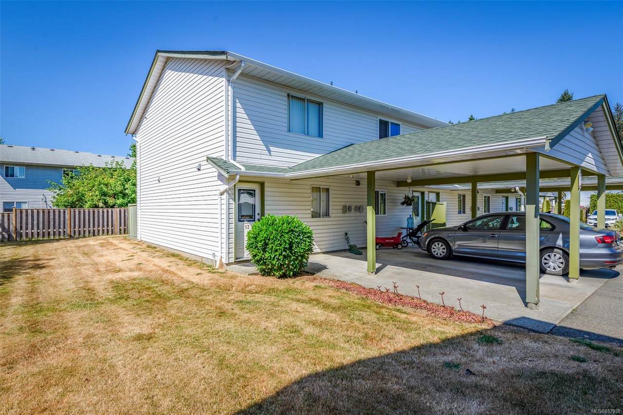 1095 Edgett Rd - Photo 1