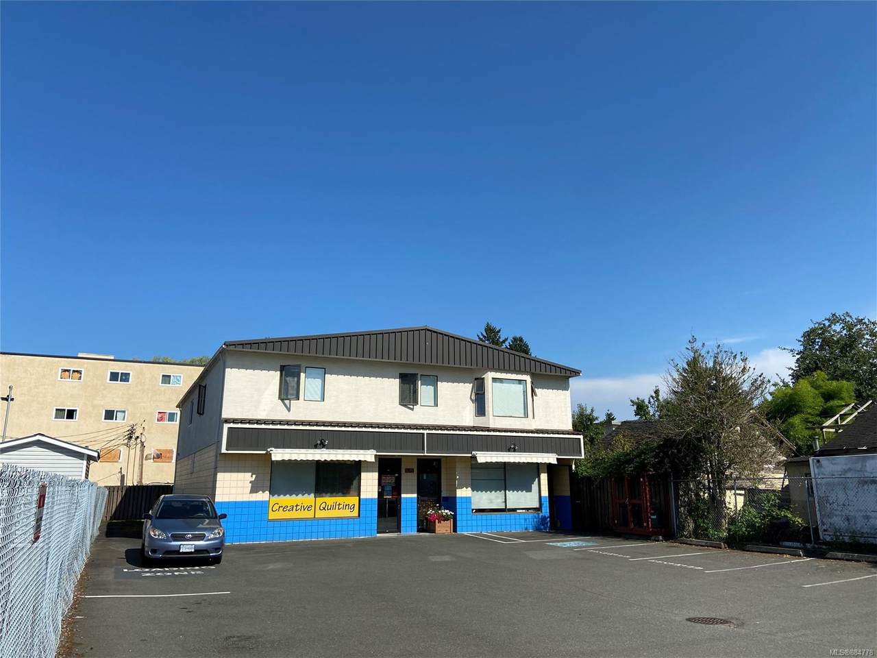 5869 York Rd - Photo 1