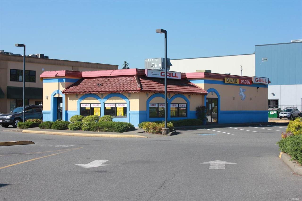 5838 Trans Canada Hwy - Photo 1