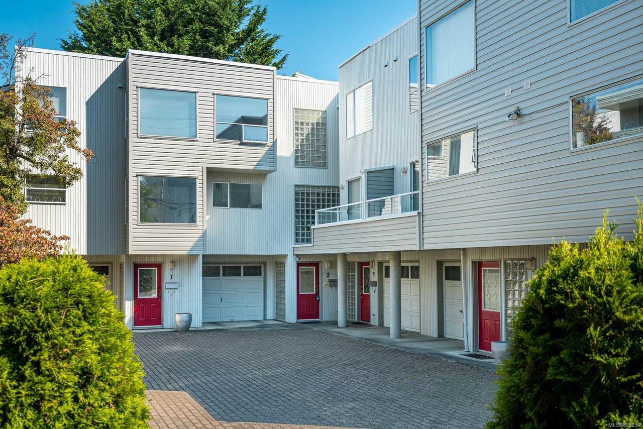 1144 View St - Photo 1