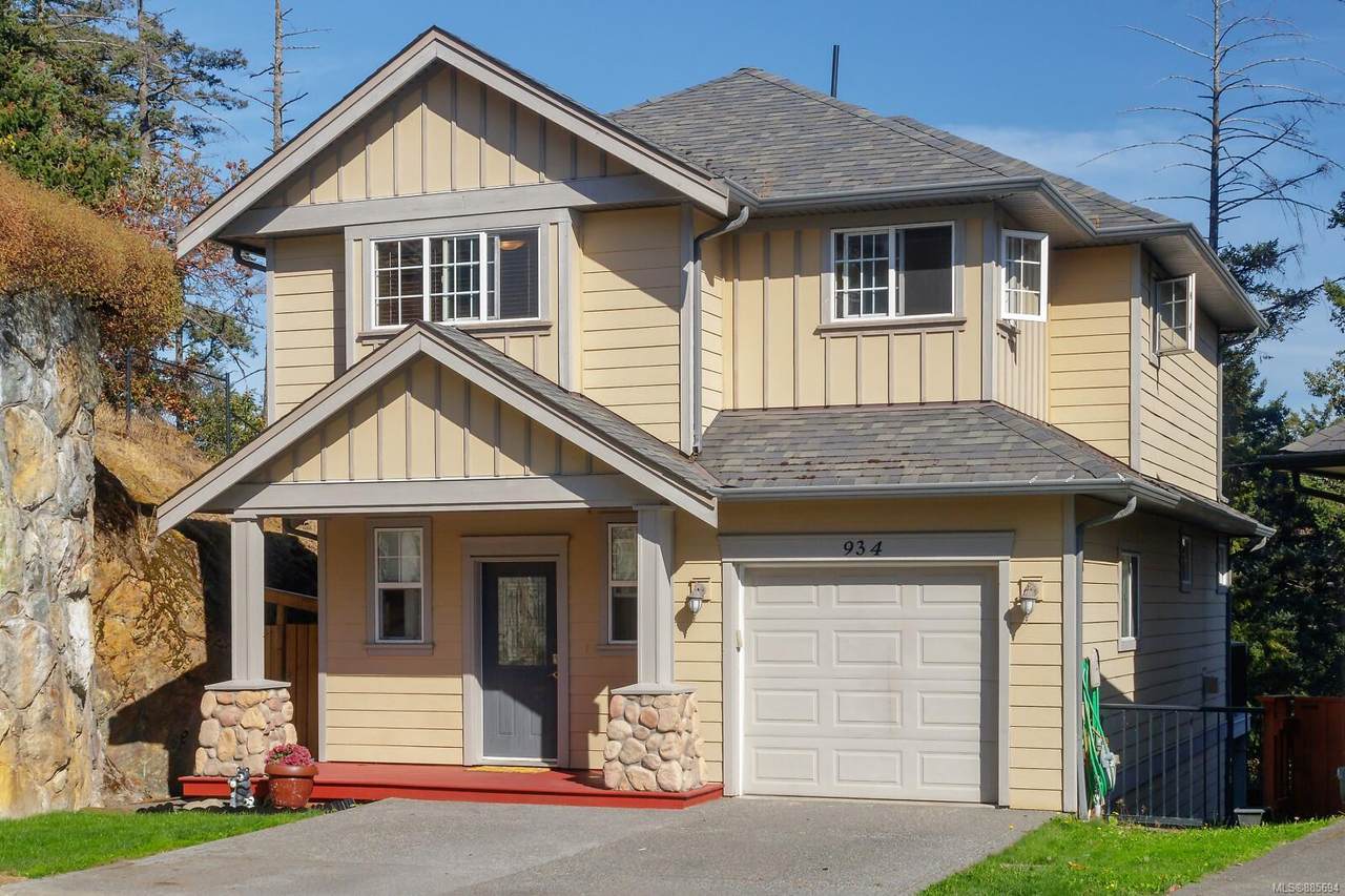 934 Bullen Crt - Photo 1