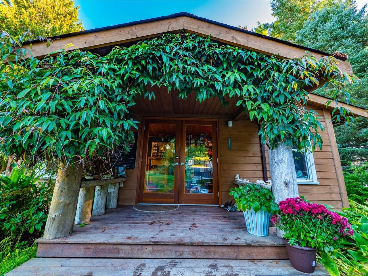 1167 Helen Rd - Photo 1