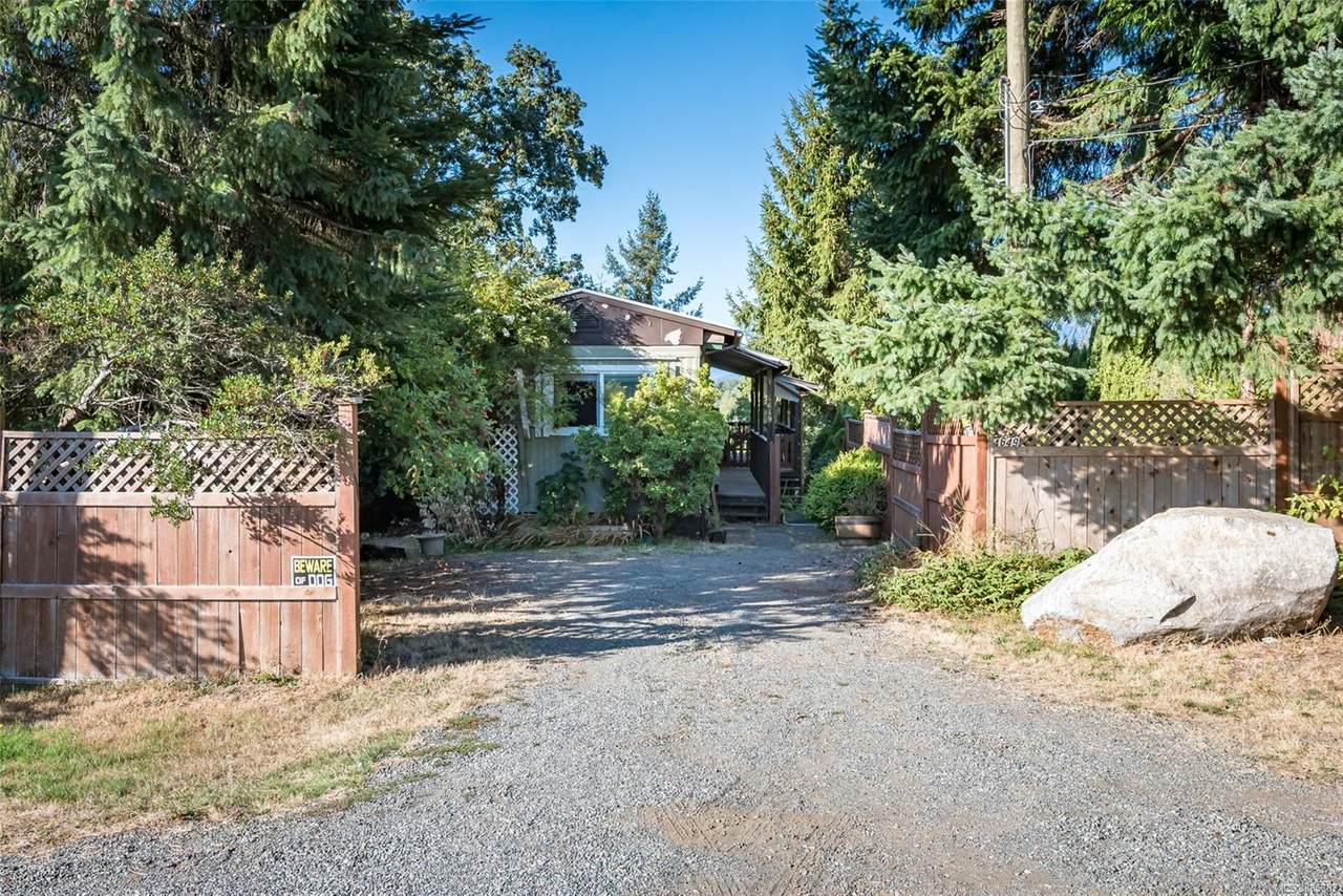 4649 Mcquillan Rd - Photo 1