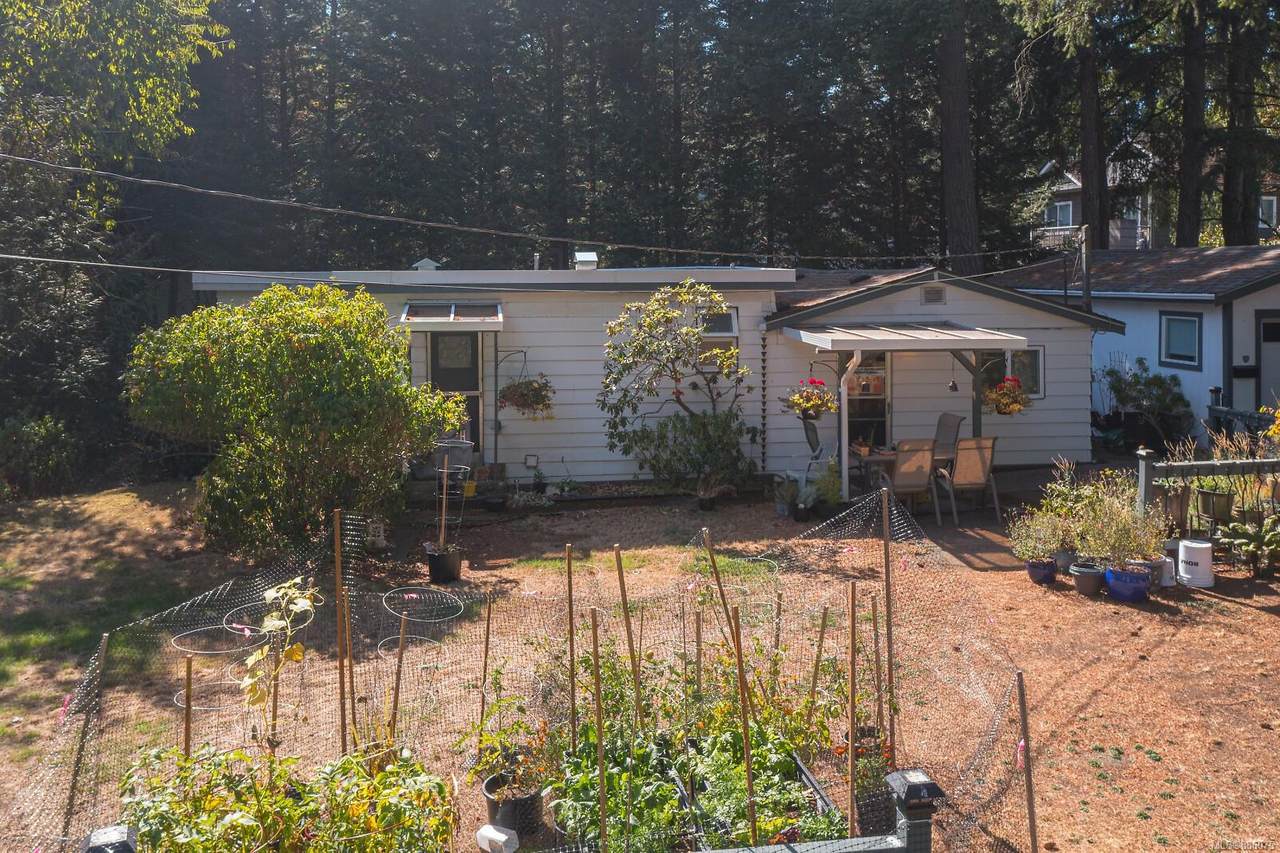 655 Jadel Dr - Photo 1