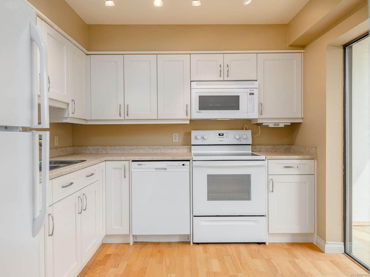 33 Mt. Benson Rd - Photo 1