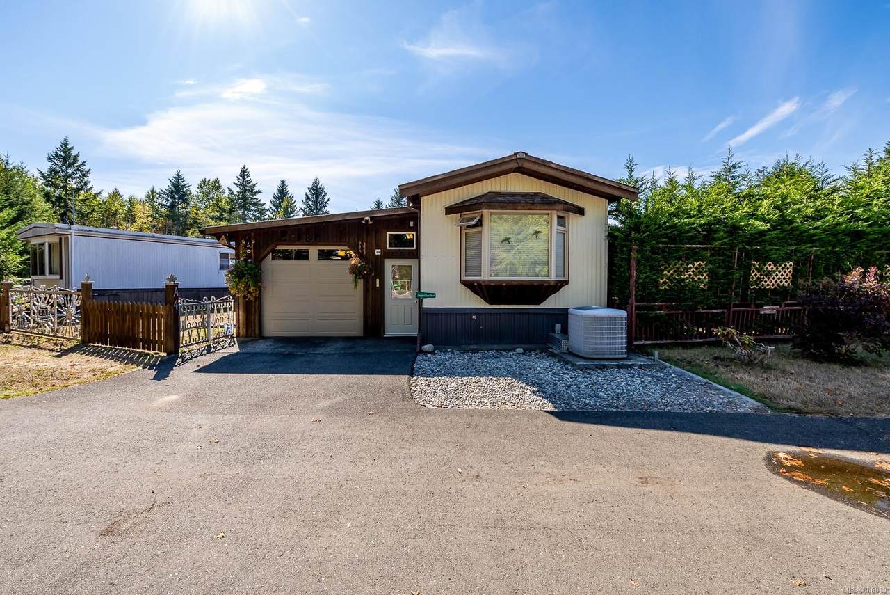 2157 Regent Rd - Photo 1