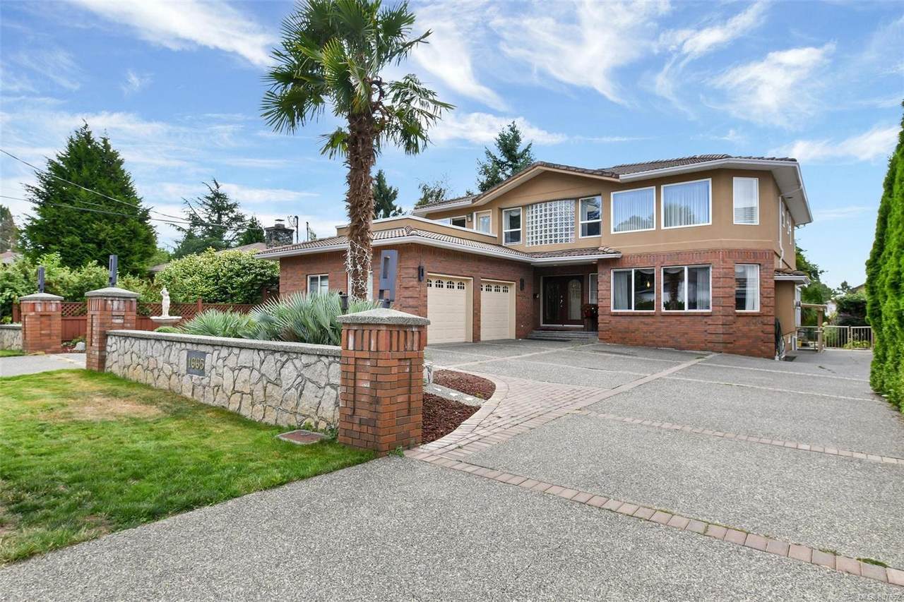 1665 Ash Rd - Photo 1