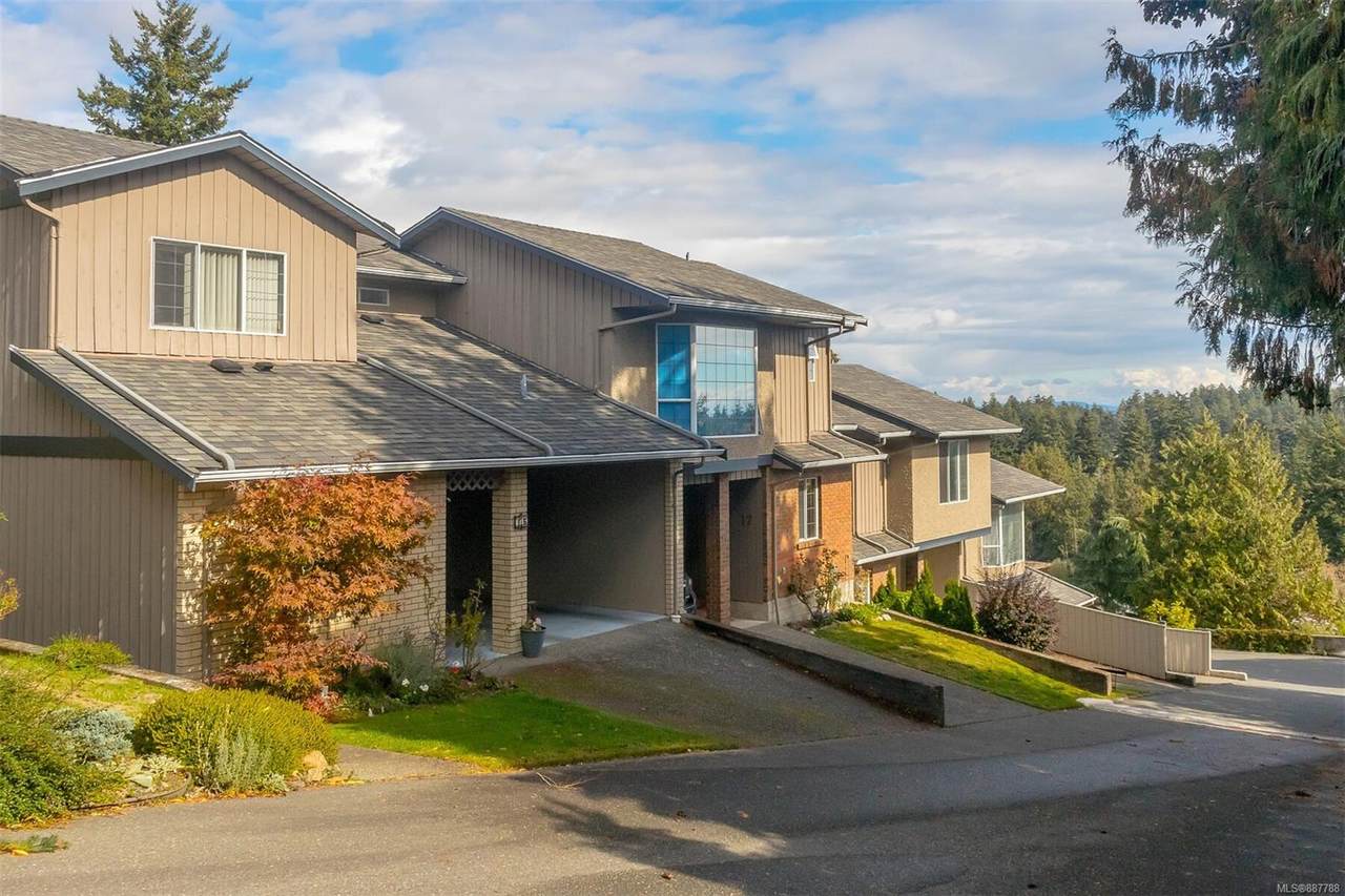 3341 Mary Anne Cres - Photo 1