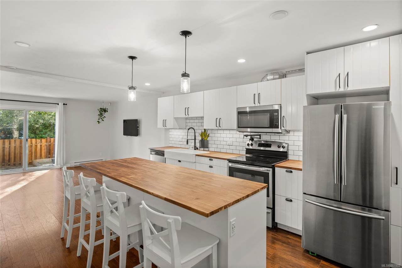 1500 Glentana Rd - Photo 1