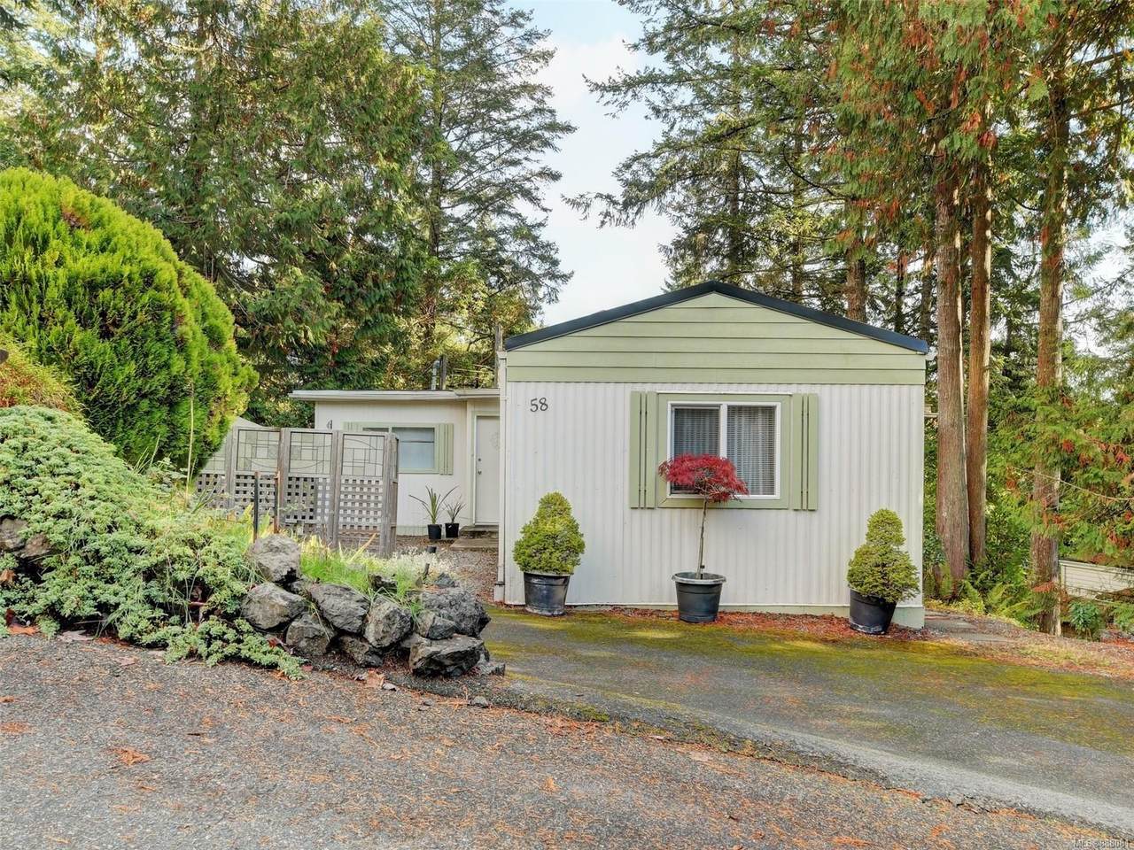 5838 Blythwood Rd - Photo 1