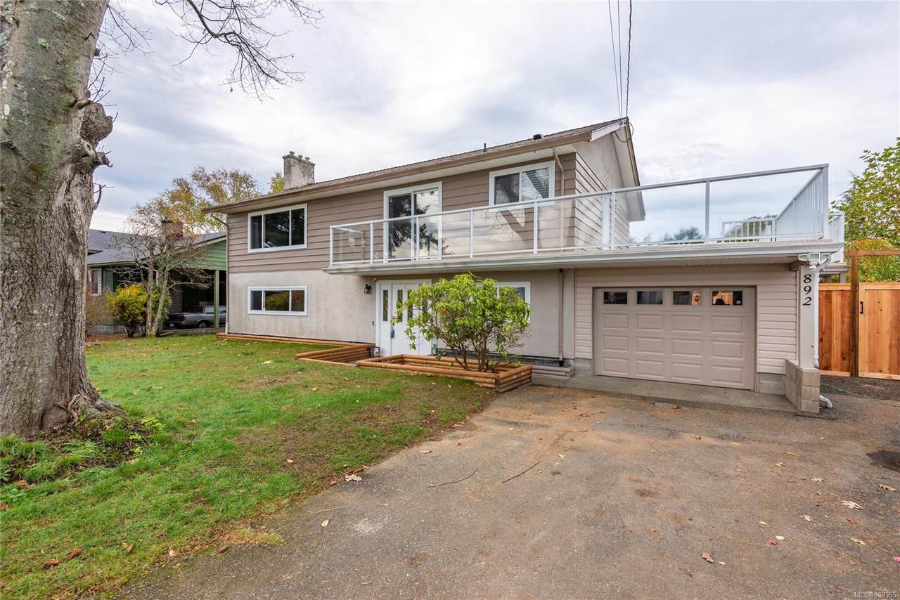 892 Kalmar Rd - Photo 1