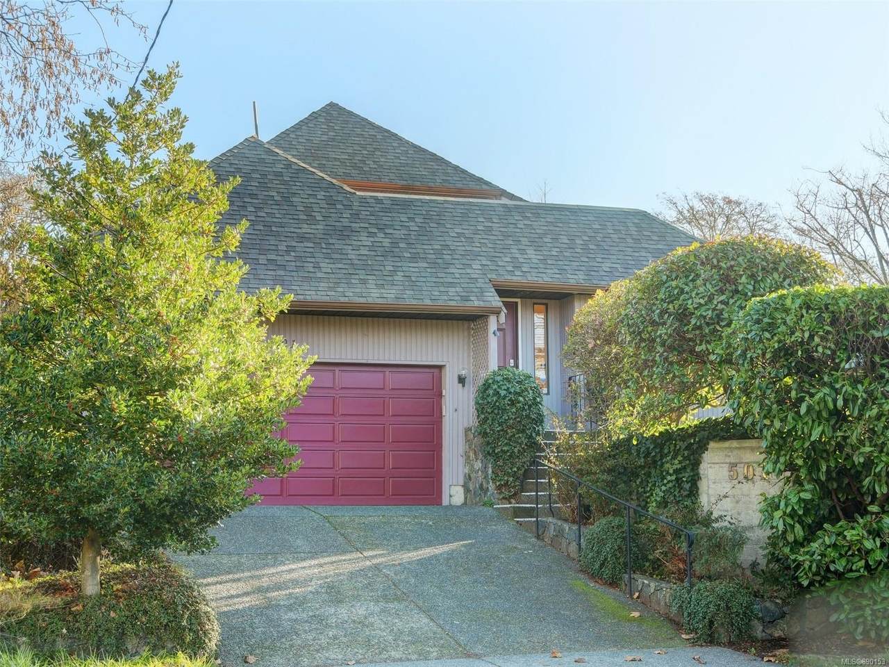 501 Foul Bay Rd - Photo 1