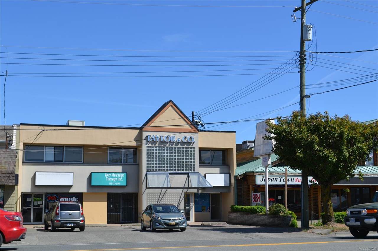470 Trans Canada Hwy - Photo 1