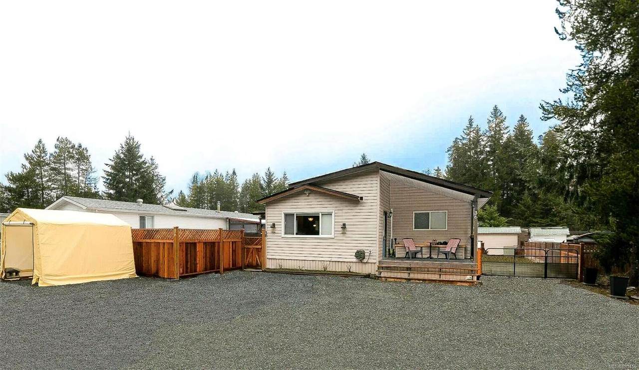 2130 Errington Rd - Photo 1