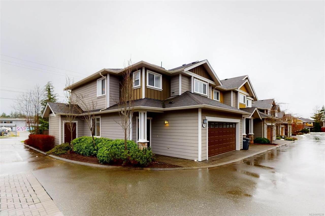 1880 Laval Ave - Photo 1
