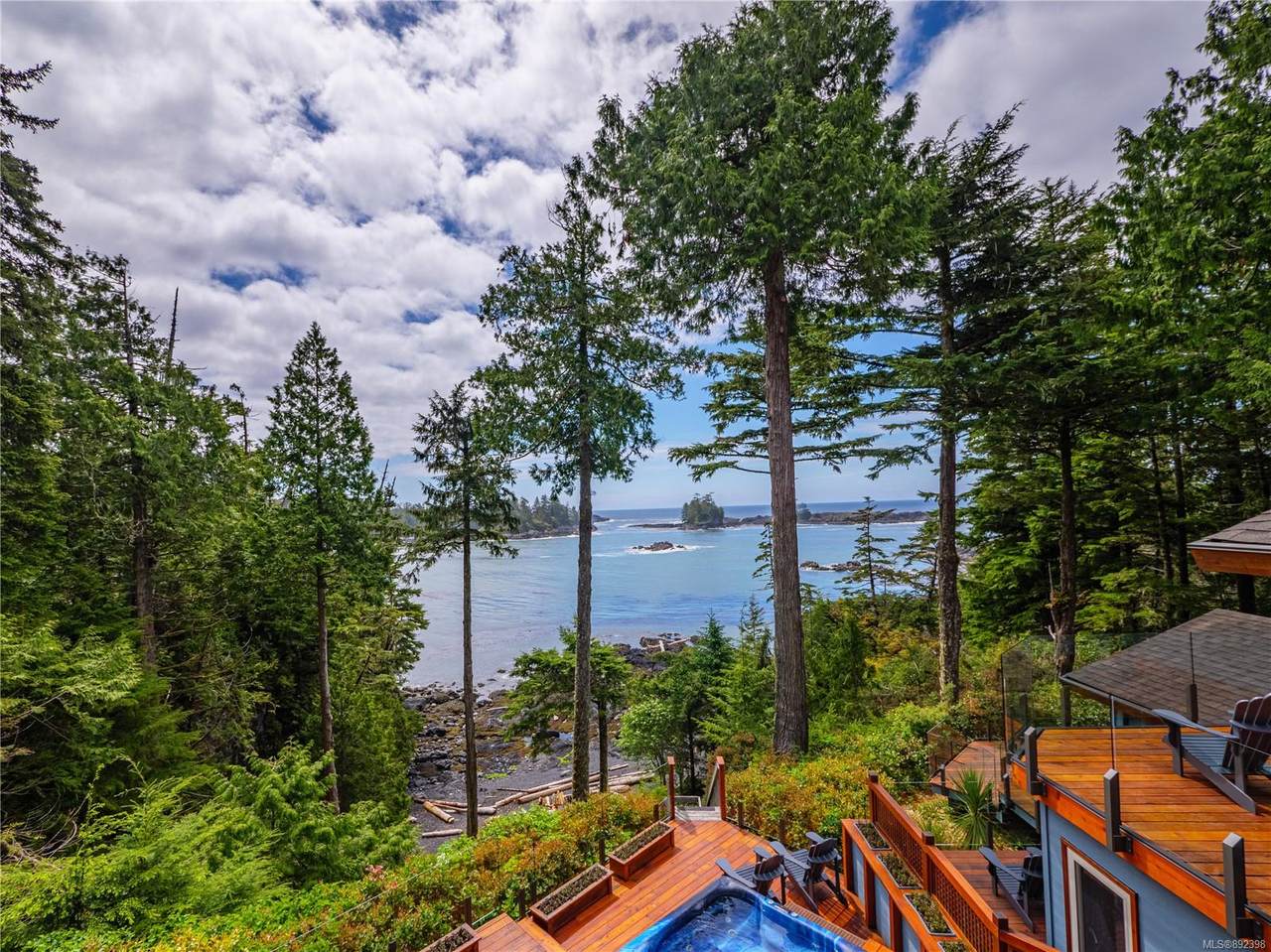 460 Marine Dr - Photo 1