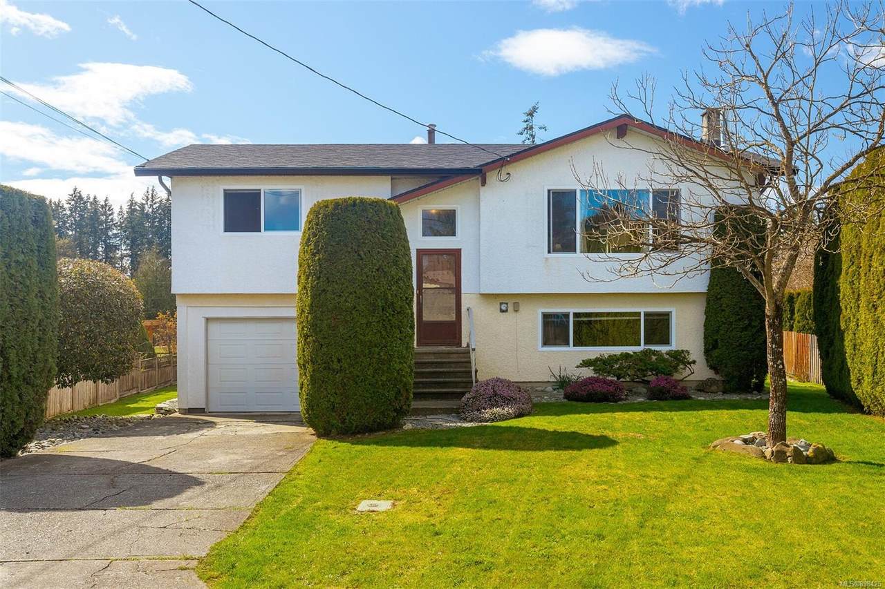 3140 Sunset Dr - Photo 1