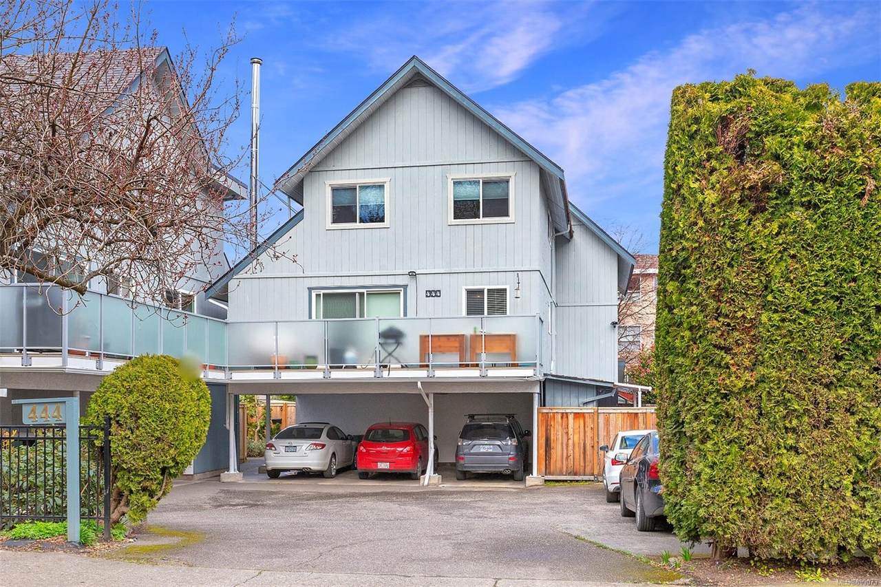 444 Michigan St - Photo 1