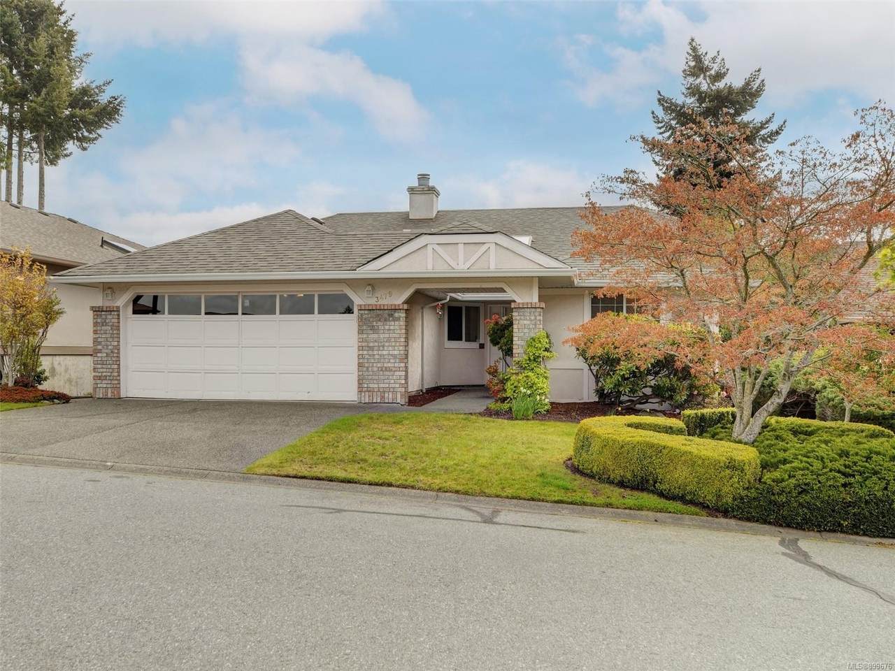 3479 Arbutus Dr - Photo 1