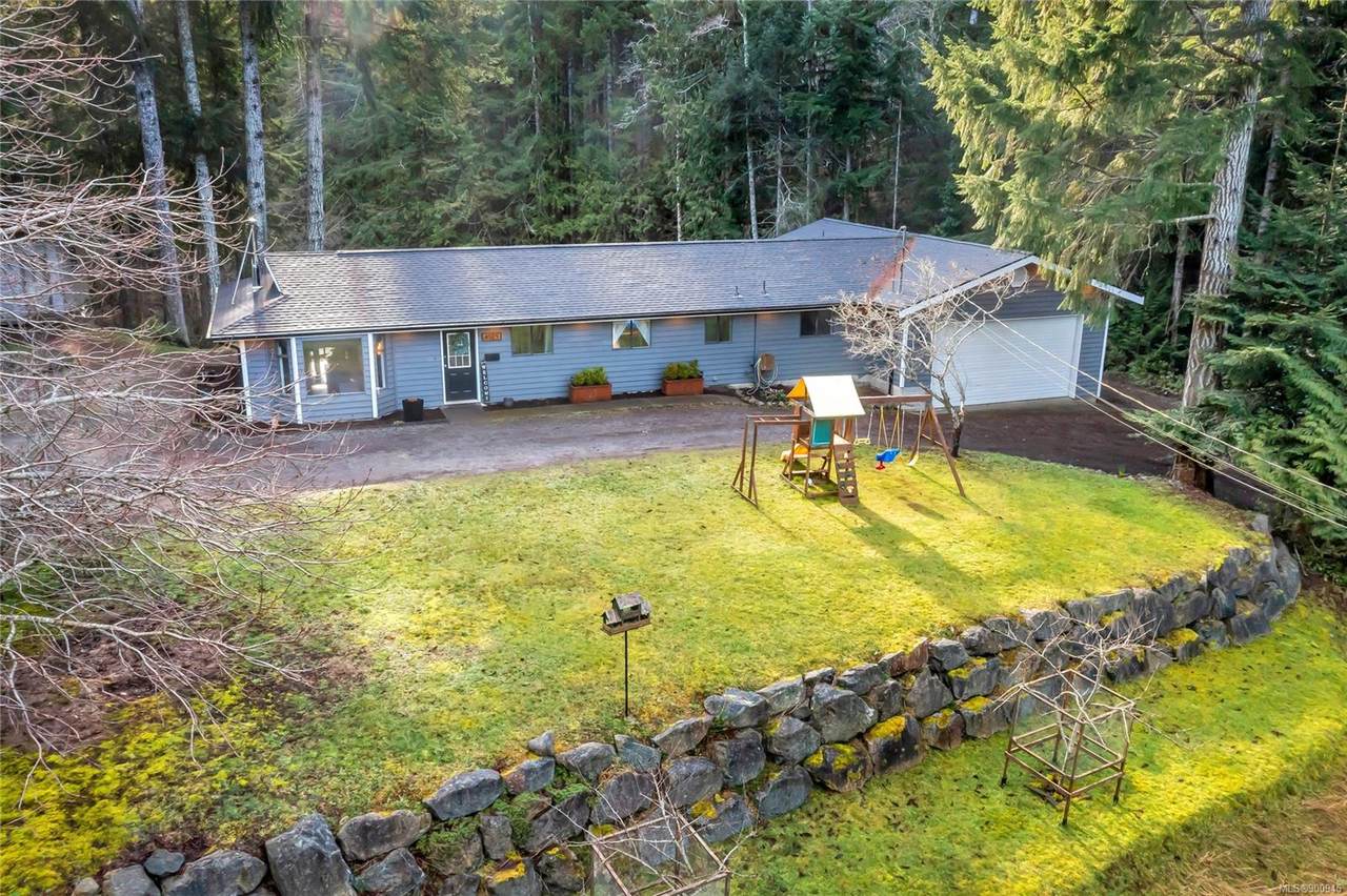 4525 Lindholm Rd - Photo 1