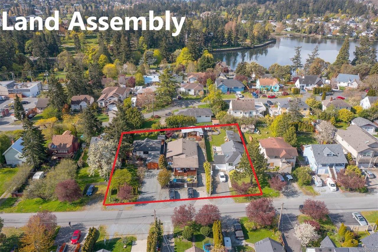 341 Vincent Ave - Photo 1
