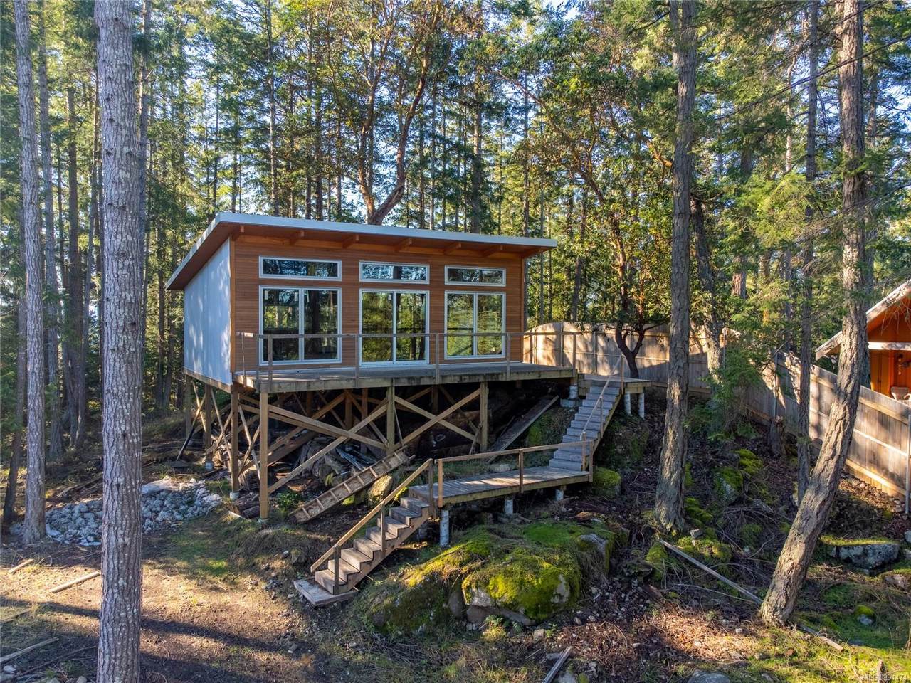 1613 Schooner Way - Photo 1