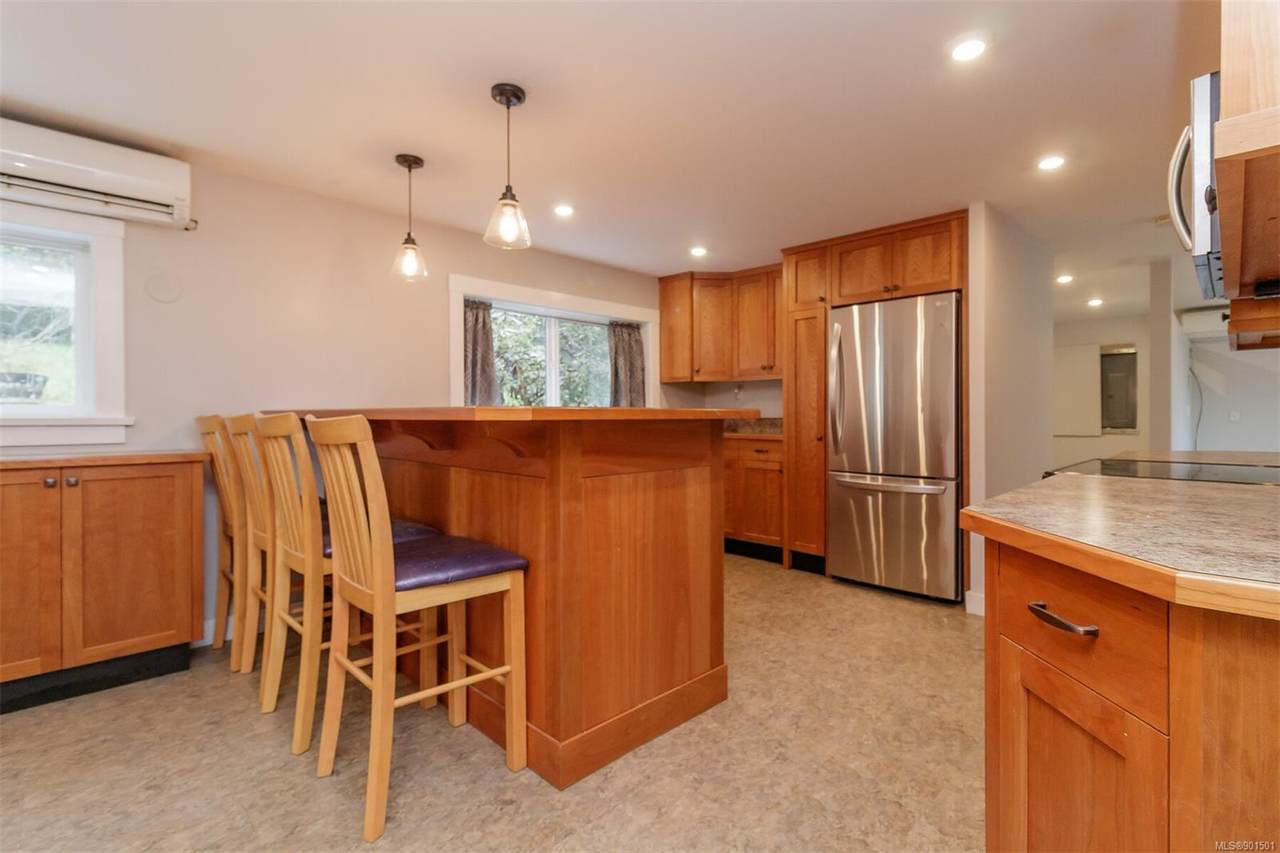 835 Finlayson Arm Rd - Photo 1