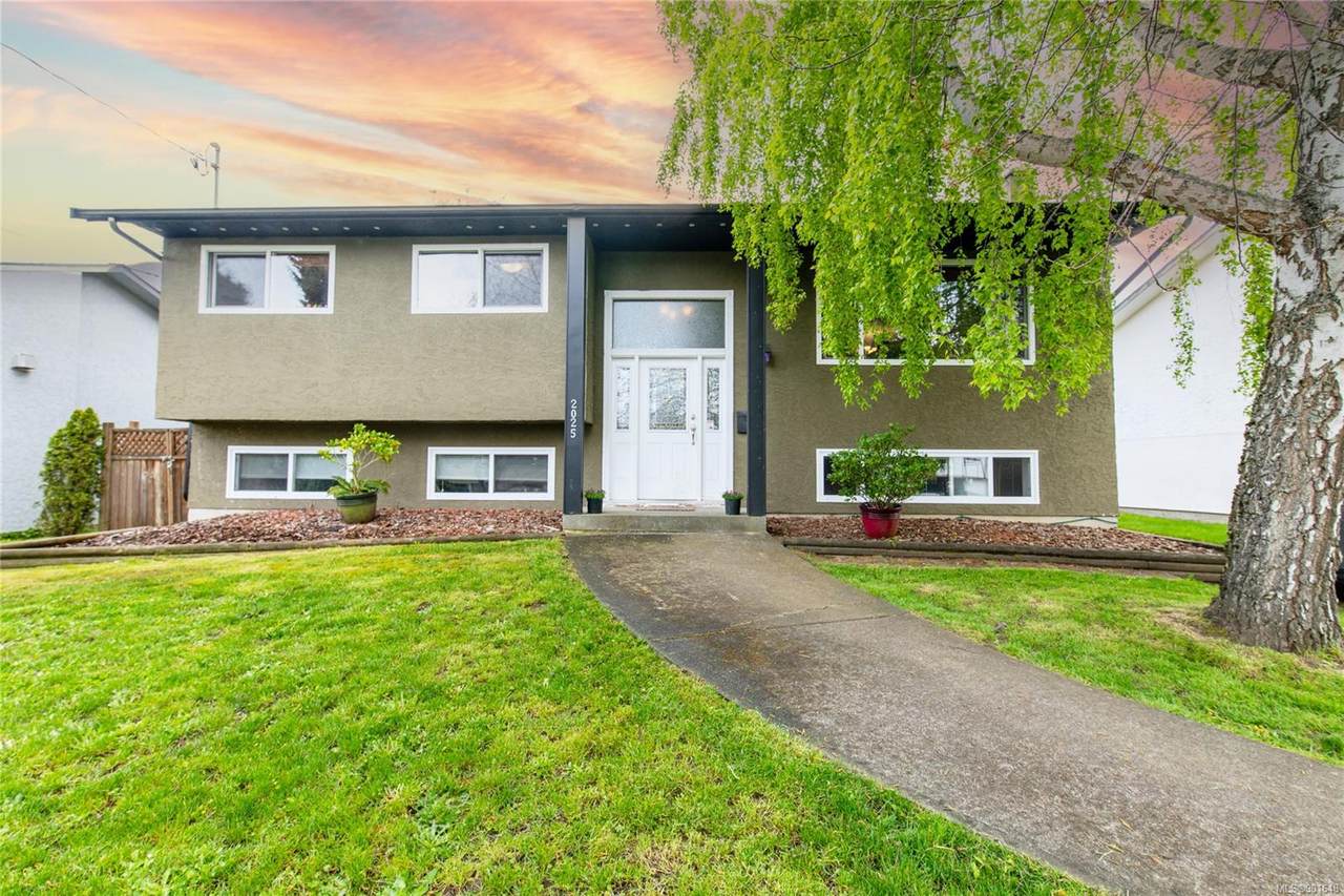 2025 Ardwell Ave - Photo 1