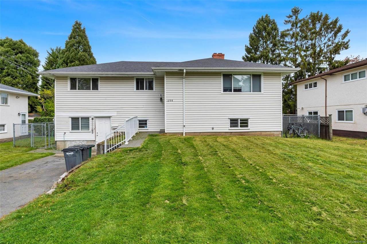 1590 Mortimer St - Photo 1