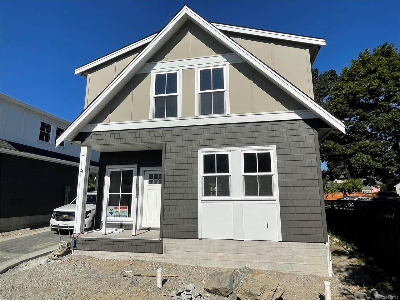 3120 Washington Ave - Photo 1